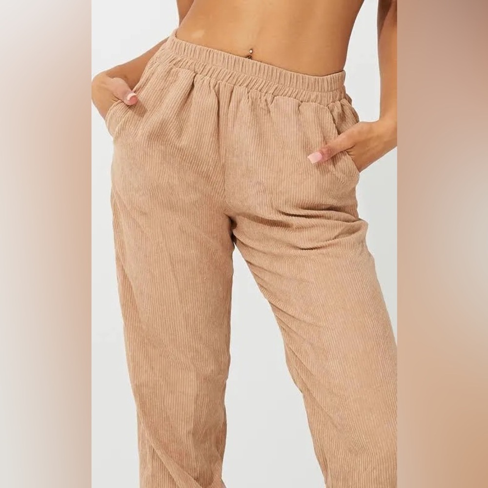 PrettyLittleThing Tan Corduroy Joggers - Picture 3 of 6